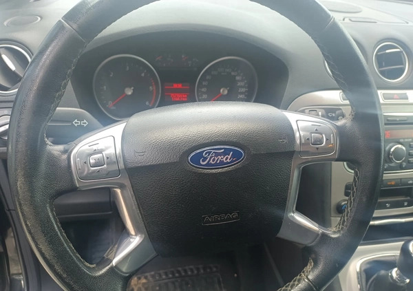 Ford S-Max cena 28900 przebieg: 252164, rok produkcji 2010 z Rzeszów małe 191